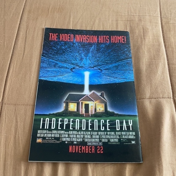 Captain America #3, Vol. 2 - Rob Liefeld Art (Marvel Comics, 1997) - Picture 5 of 8